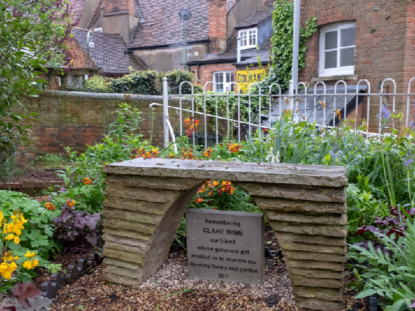 Aylesbury-garden3-600-450 Aylesbury garden and its legacy memorial